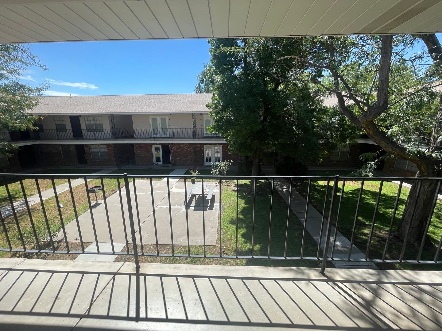 Albuquerque Apartment: 1400 Virginia St. NE