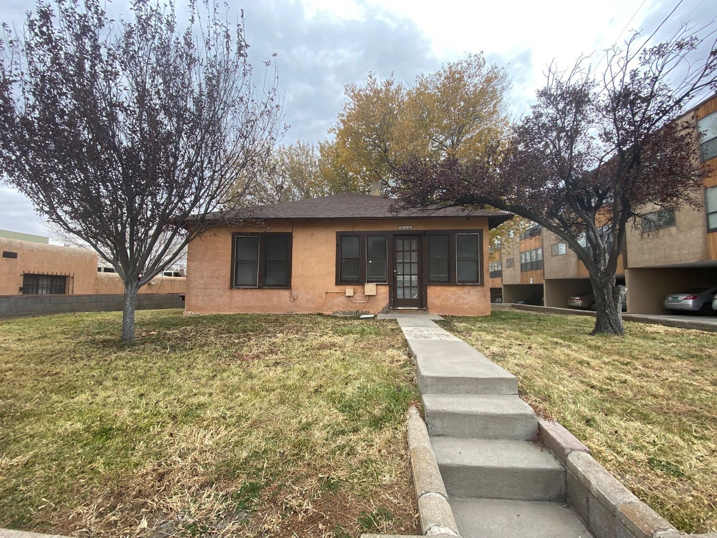 Abq Apartment: 1630 Dr. Martin Luther King Jr. Ave NE