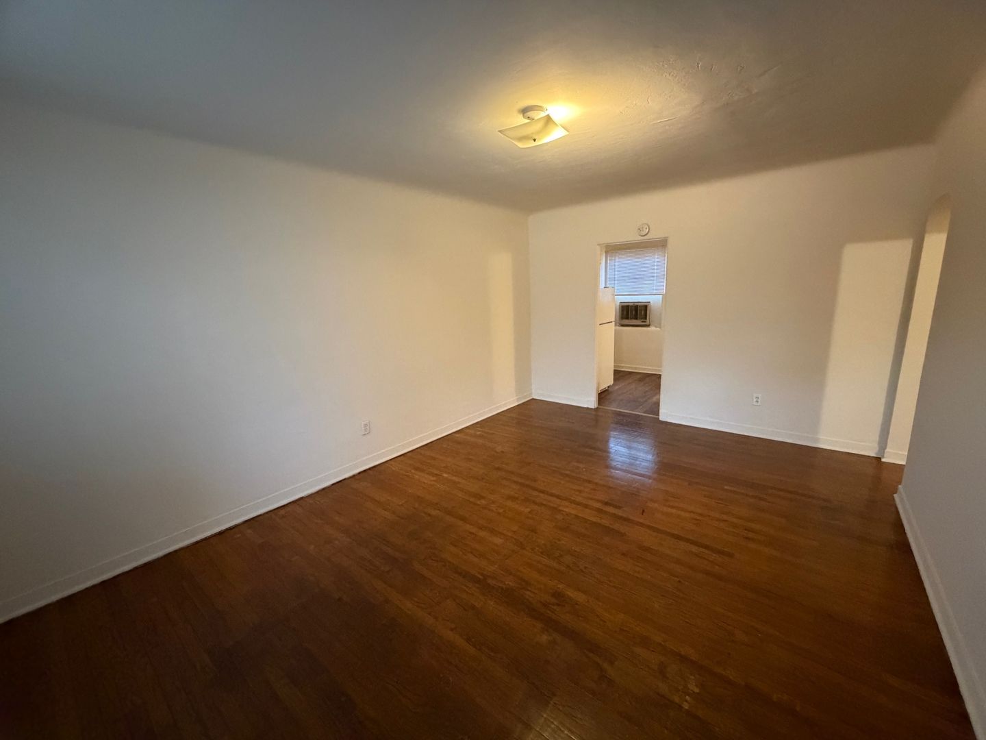 Abq Apartment: 1115 Dr. Martin Luther King Jr. Ave NE