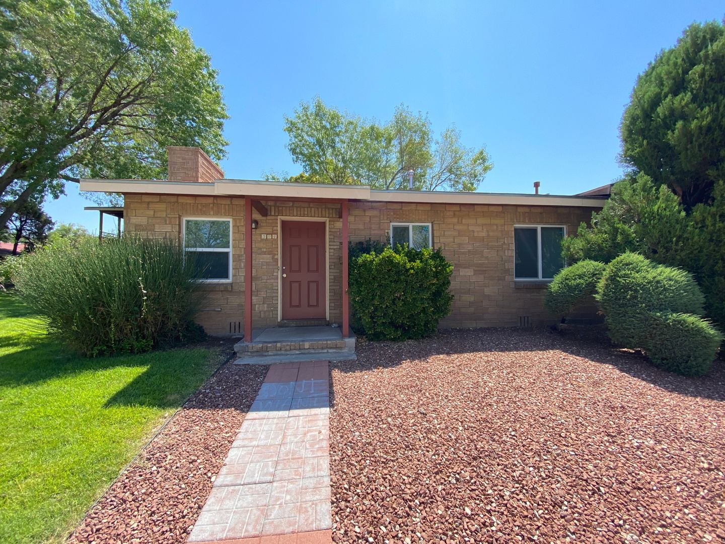 Albuquerque Apartment: 310 Mulberry St. NE