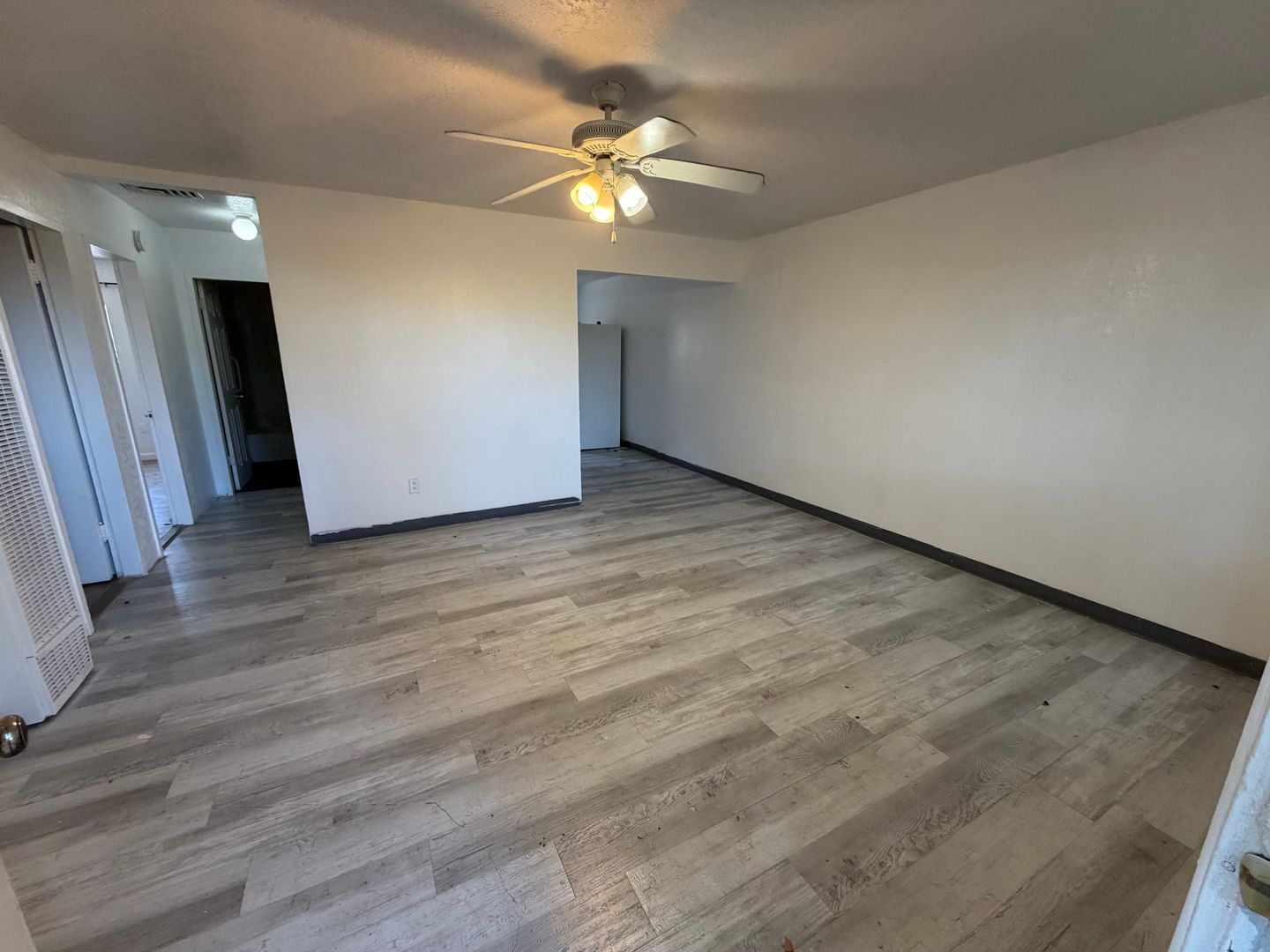Albuquerque Apartment: 1033-1037 Alvarado Dr SE