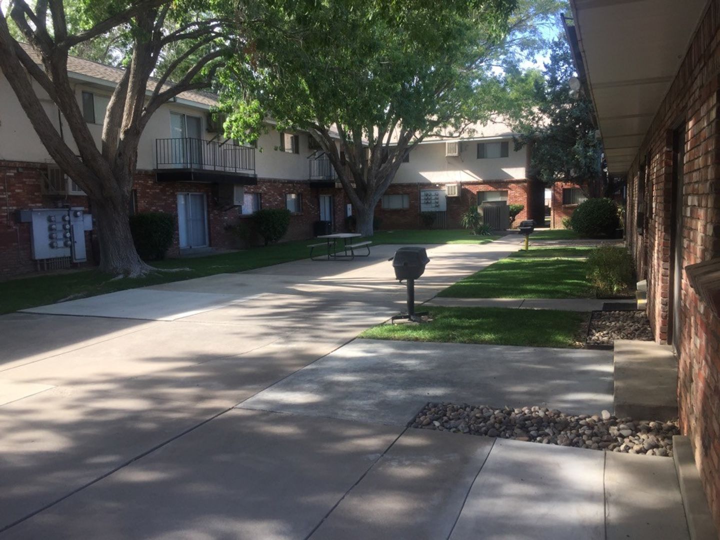 Albuquerque Apartment: 1400 Virginia St. NE