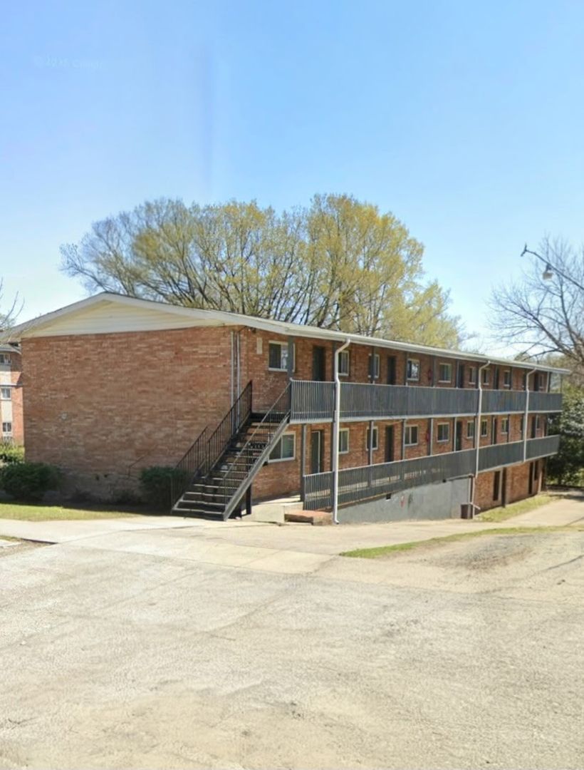 Durham Apartment: 307 West Trinity Avenue