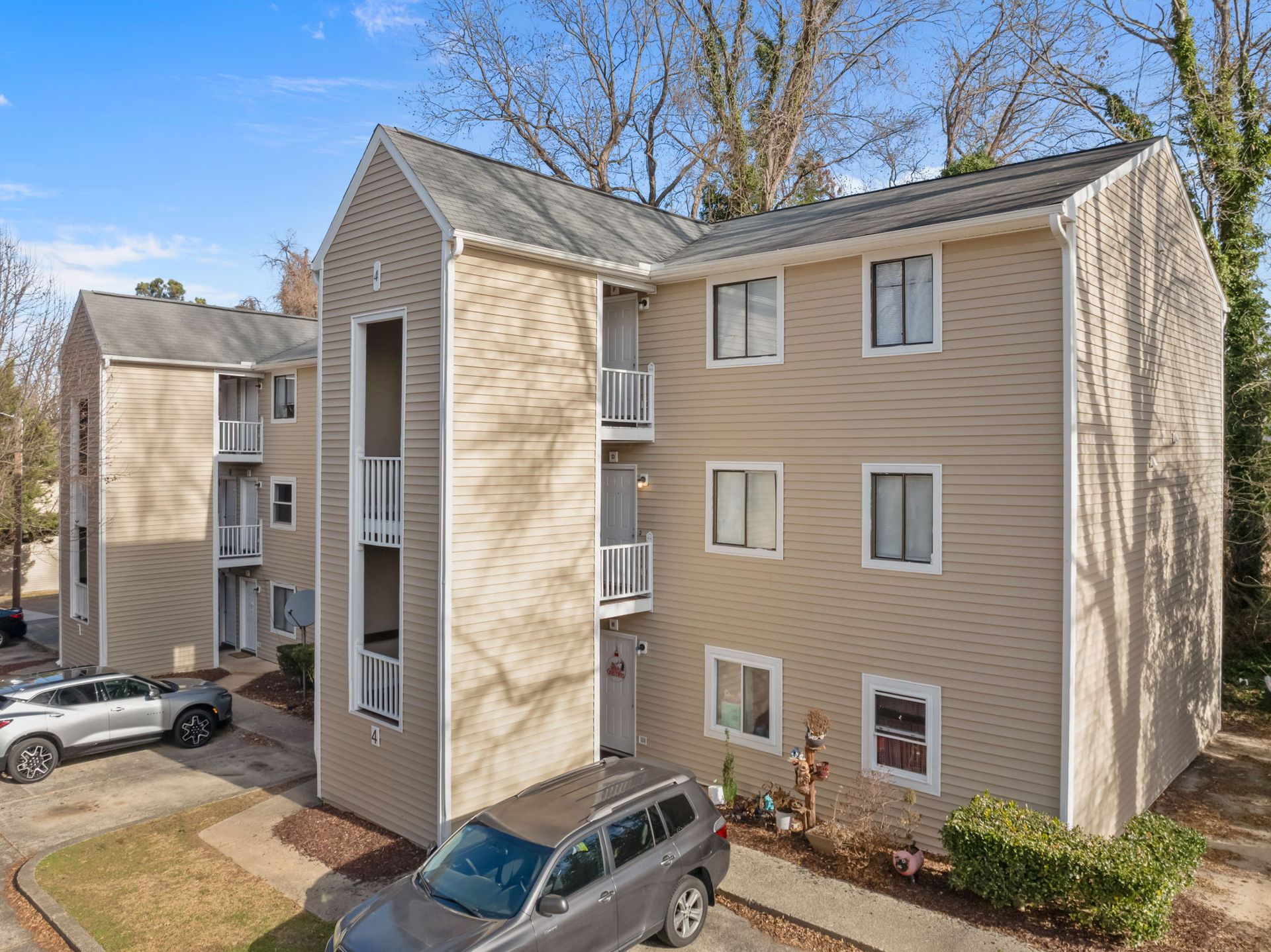 Durham Apartment: 1011 Camden Avenue