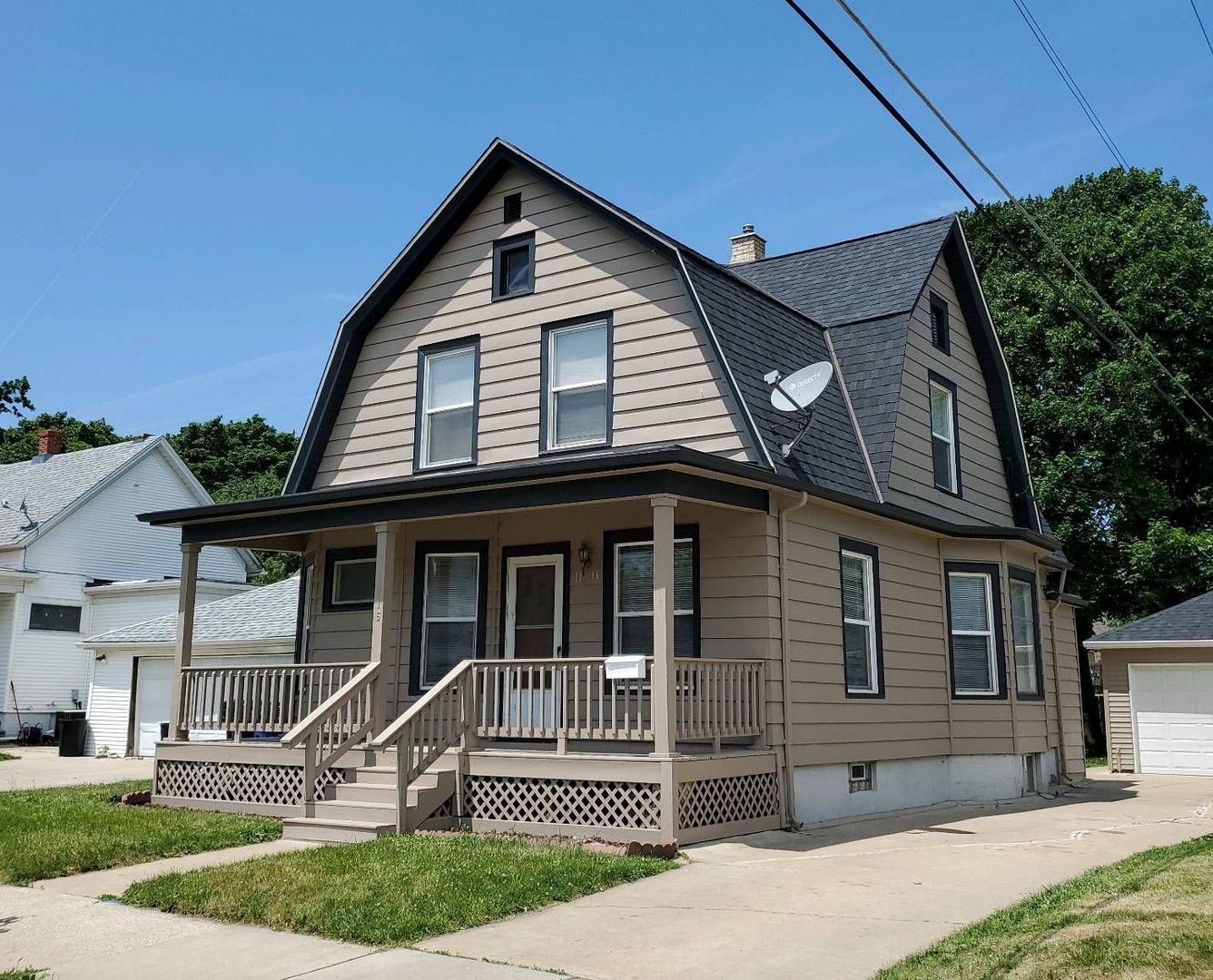 Racine House: 1116 Yout St