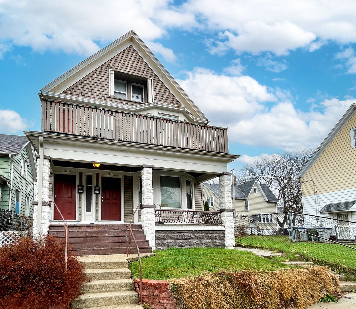 Milwaukee Apartment: 2214 N Holton St - Upper