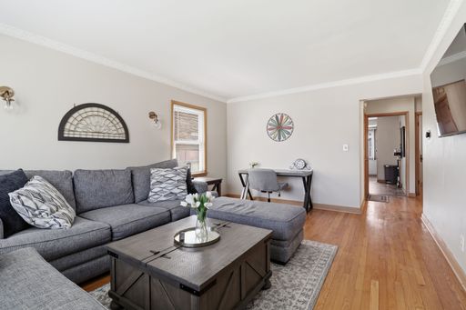 Fully Furnished Short Term Rental Near Alverno Collage/St Luke's. 2 Bed Lower/Central AC – photo 1