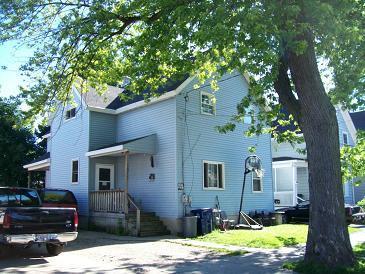 Racine House: 1617 Hamilton