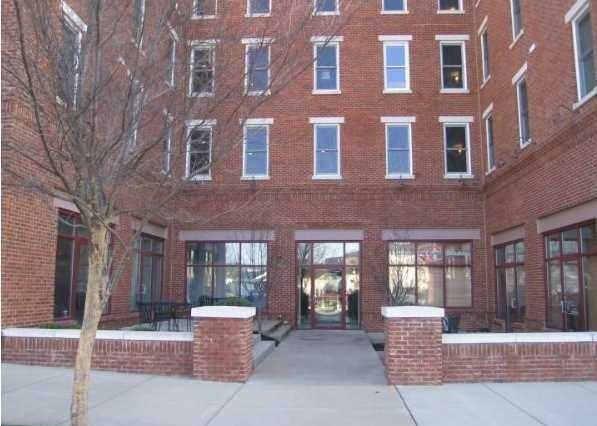 Prospect Condo: 10605 Meeting St.