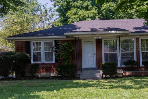 2 Bed 1 Bath Rental at 10402 Deering Road, Louisville, KY – photo 1