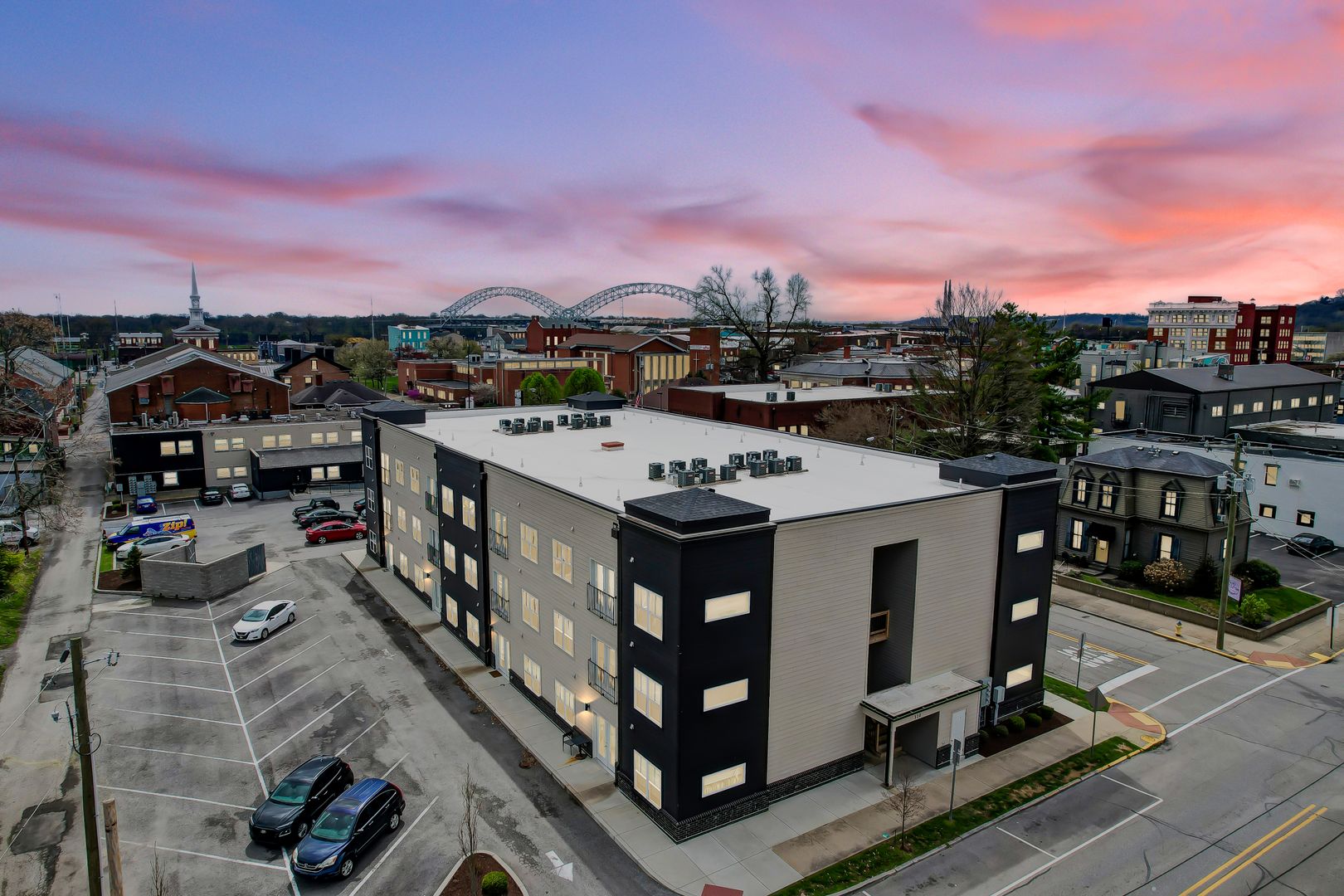 New Albany Apartment: 309 E. Spring