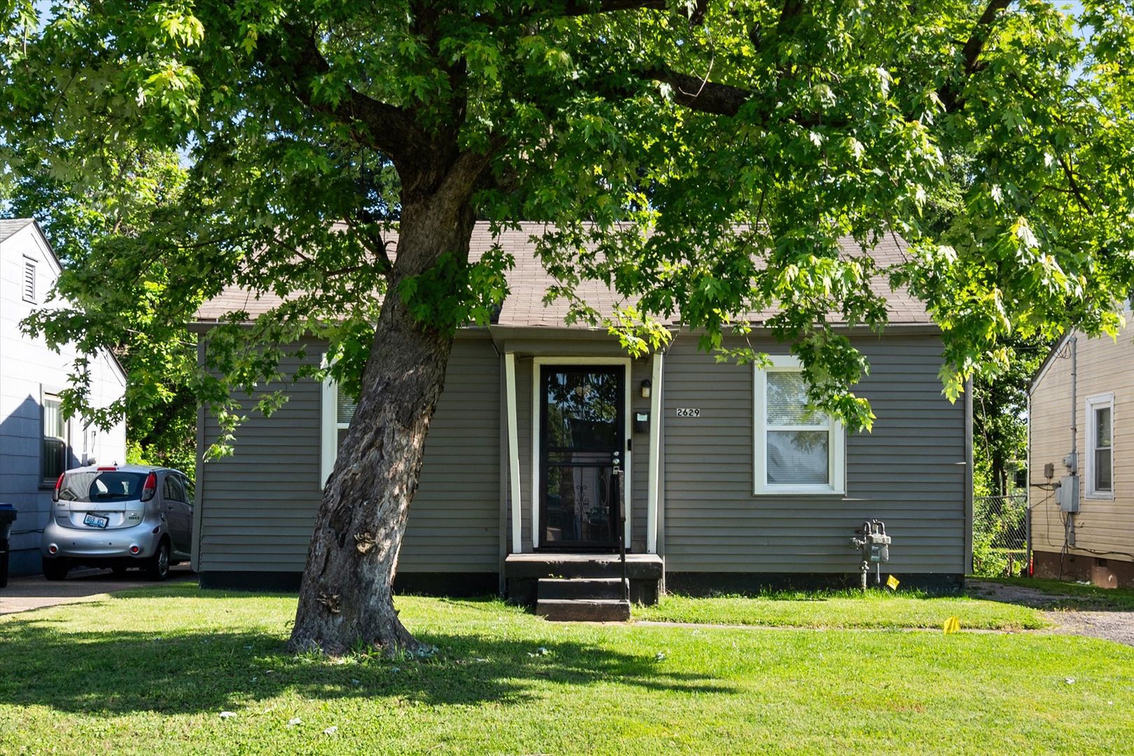 Louisville House: 2629 Olive St