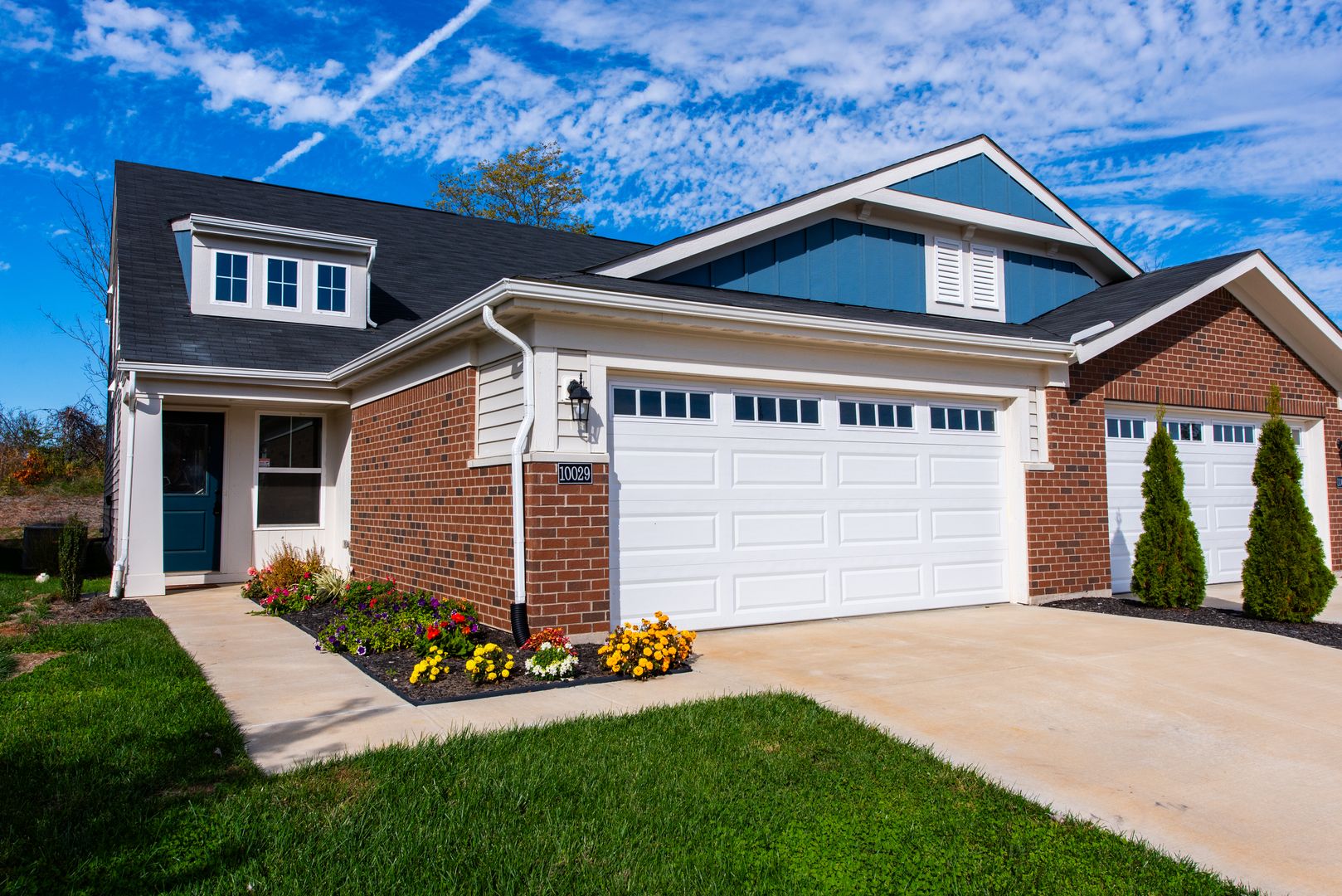 Louisville Townhome: 10029 Windcrest Farms Lane