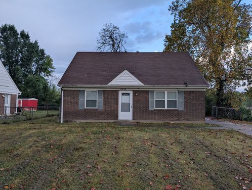 3 Bed 1 Bath Rental at 2620 Lamborne Blvd., Louisville, KY – photo 1