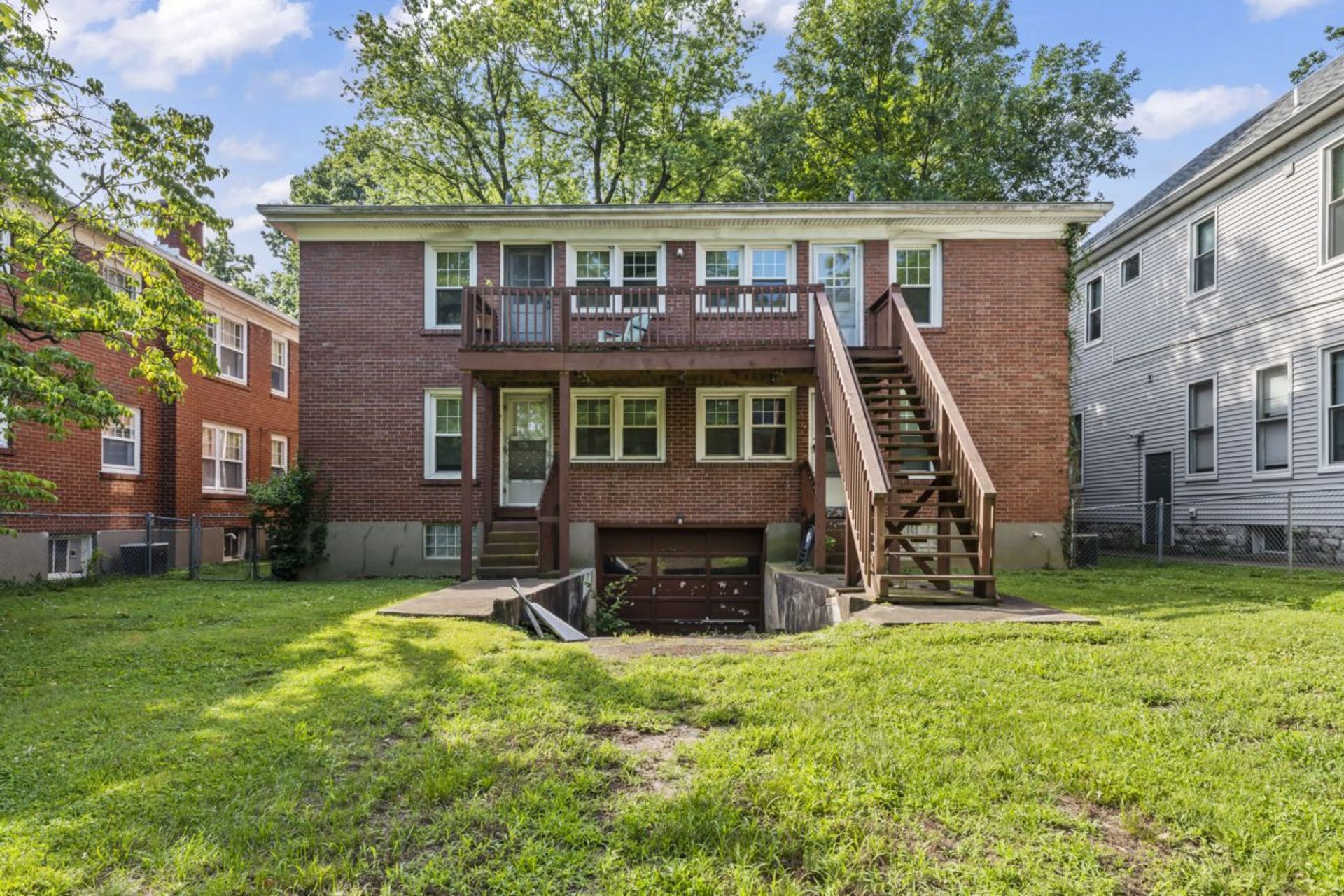 Louisville Apartment: 1231 Bates Court