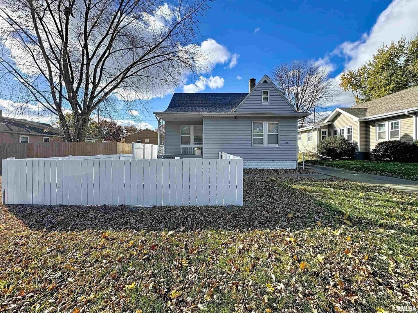 Rock Island House: 2350 38th St