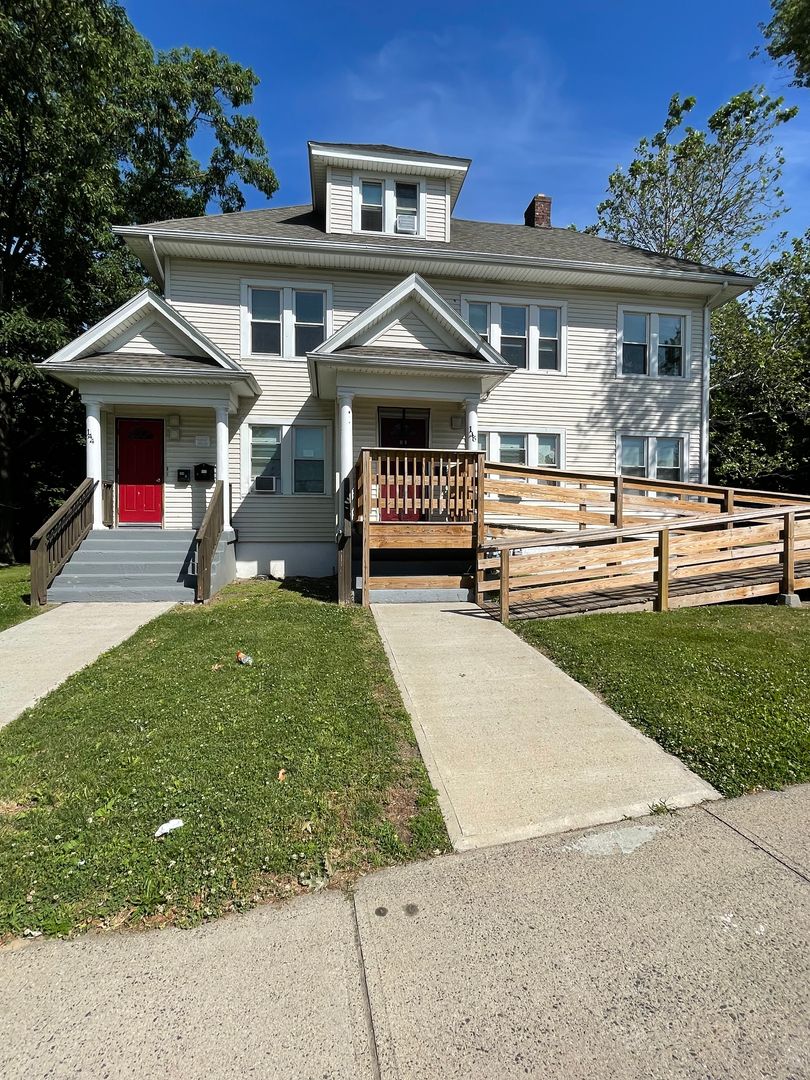 Springfield Apartment: 144-146 Prospect Street