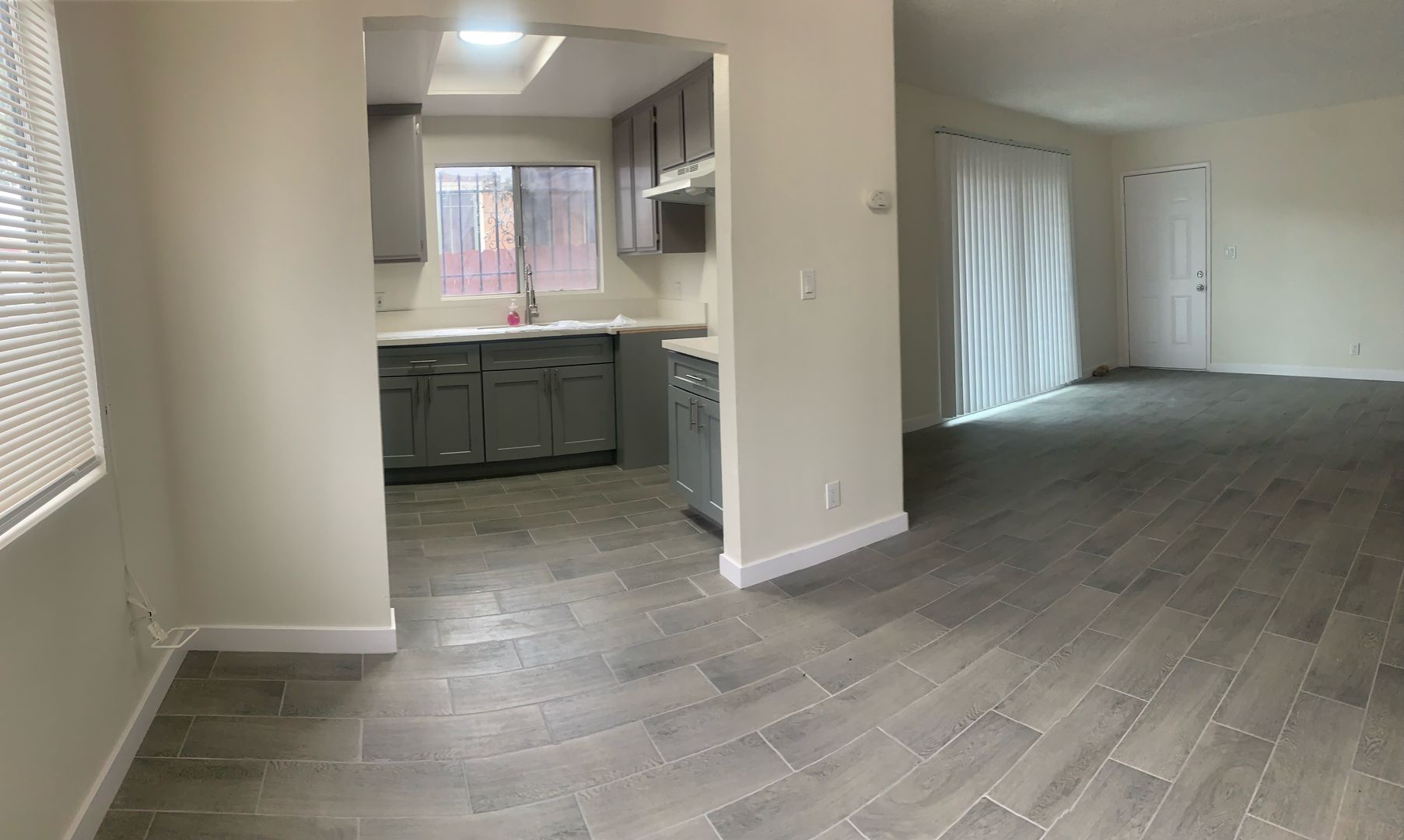 LONG BEACH Apartment: 1064 CEDAR AVE