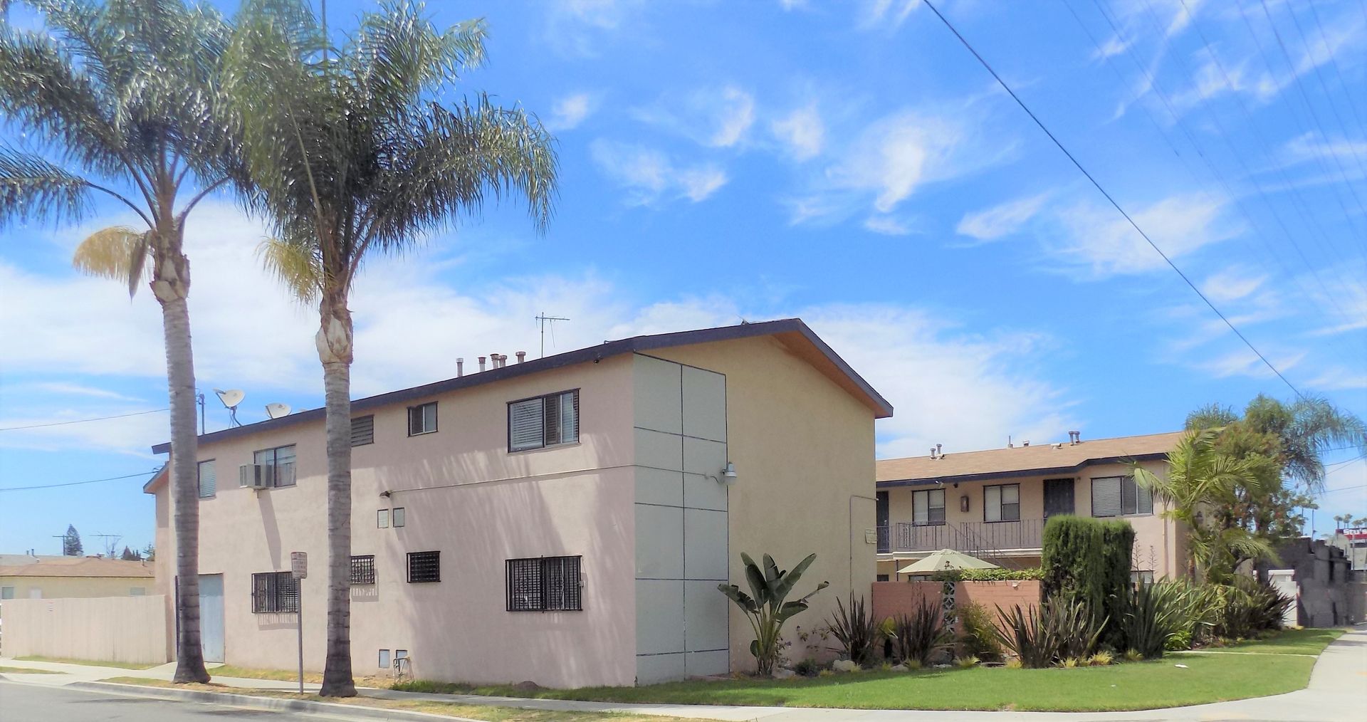 LONG BEACH Apartment: 5505 CHERRY AVE #7