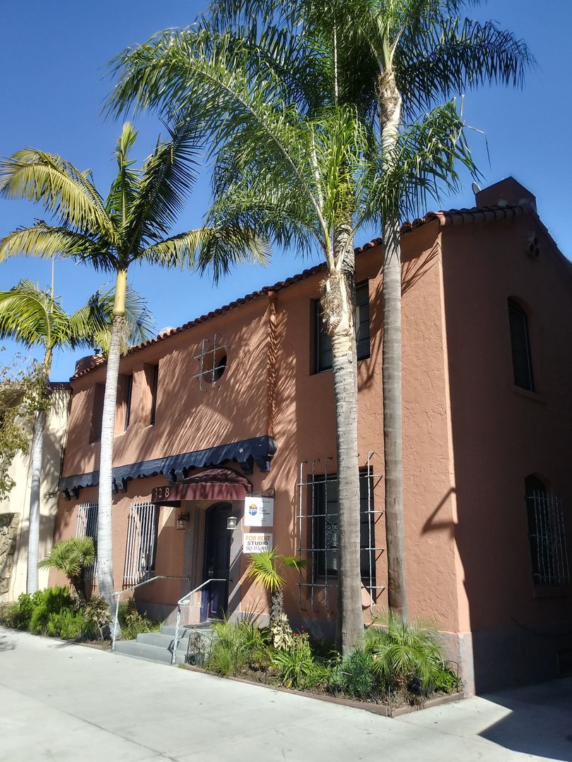 LONG BEACH Apartment: 328 ELM AVE