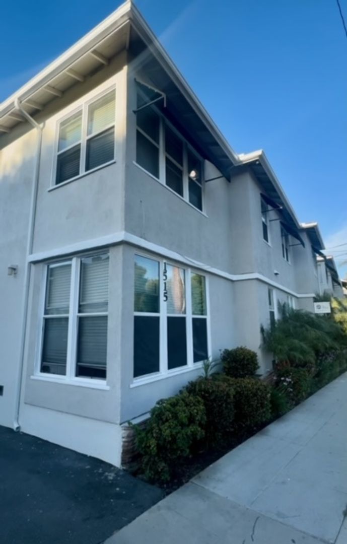 LONG BEACH Apartment: 1515 E. 3RD ST. #14