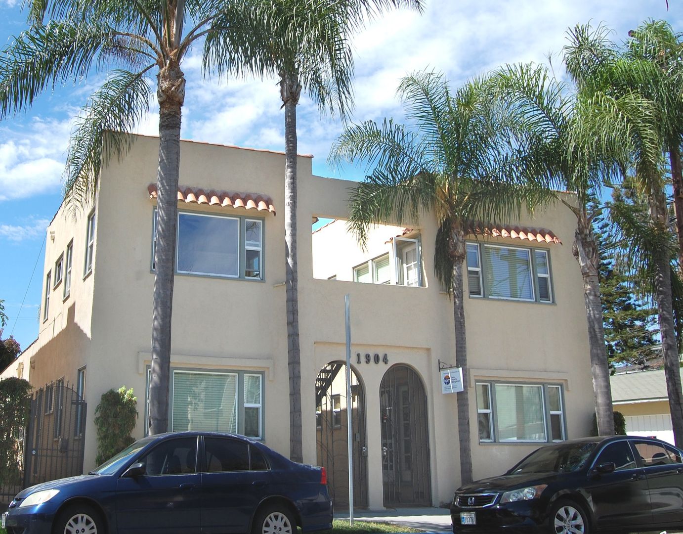 LONG BEACH Apartment: 1904-1912 E. BERMUDA ST