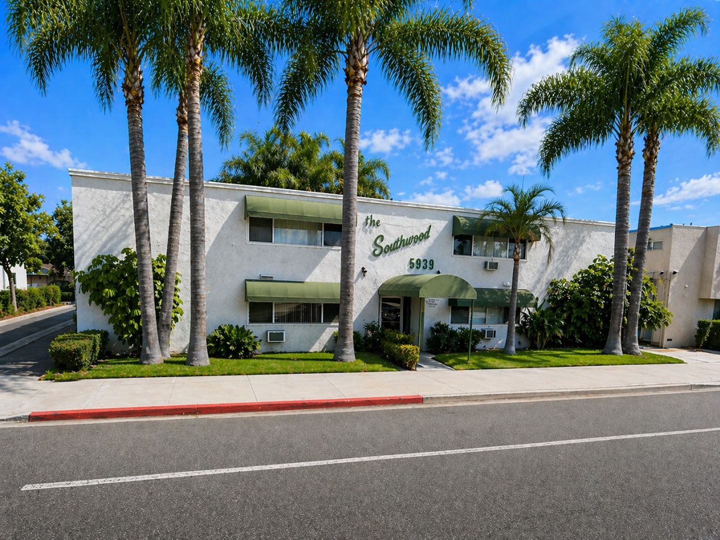 LAKEWOOD Apartment: 5939 SOUTH ST