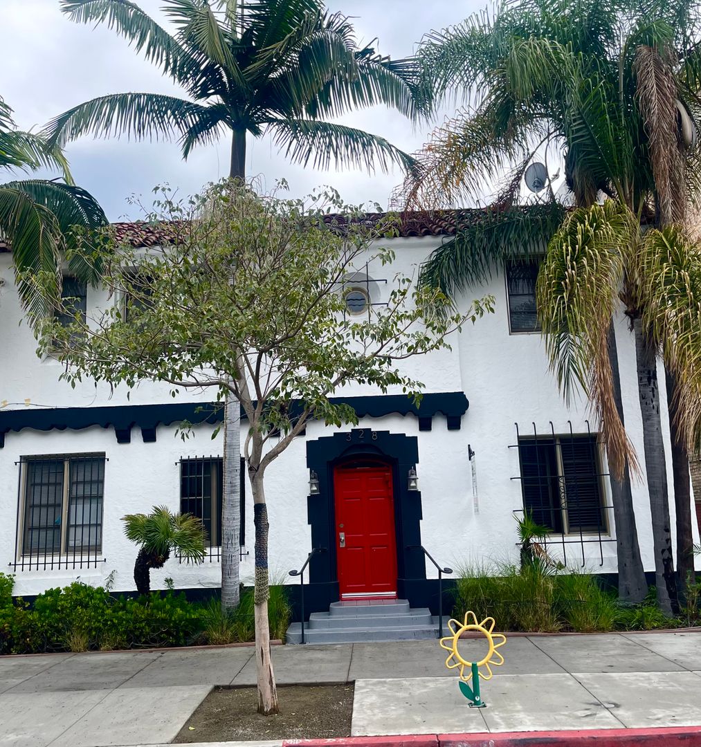 LONG BEACH Apartment: 328 ELM AVE
