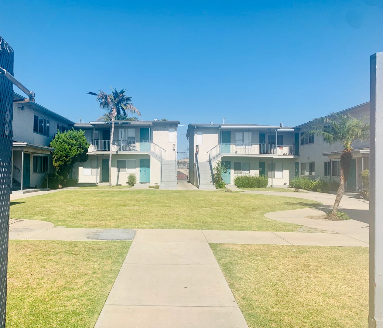 LONG BEACH Apartment: 6280 CHERRY AVE. #5