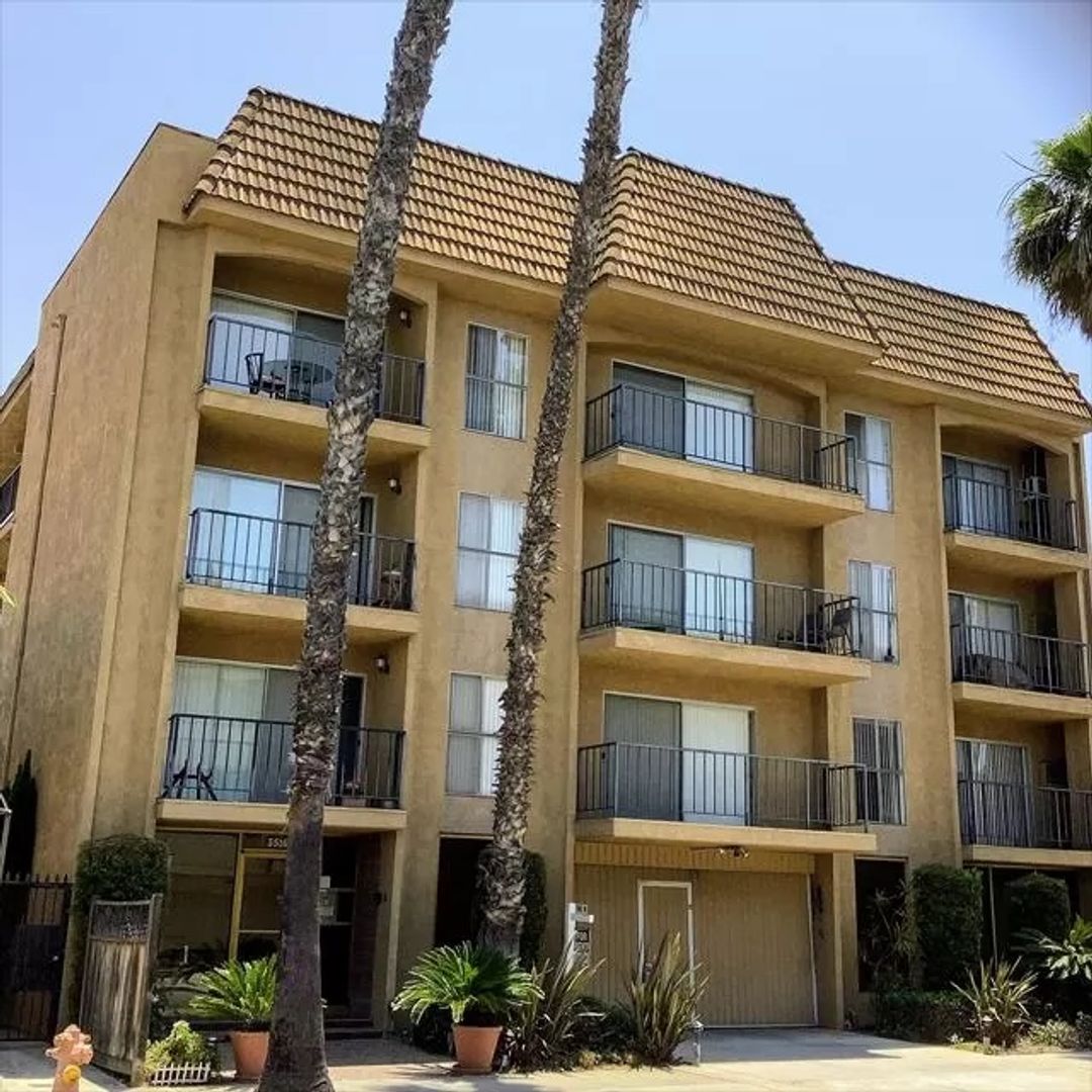 Long Beach Apartment: 3516 Elm Ave.