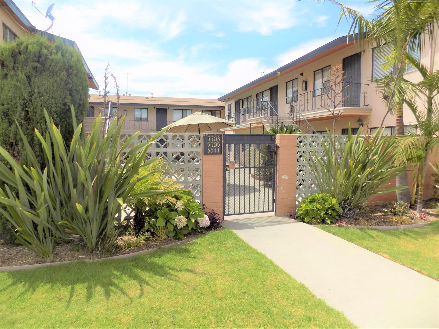 LONG BEACH Apartment: 5503 CHERRY AVE #3