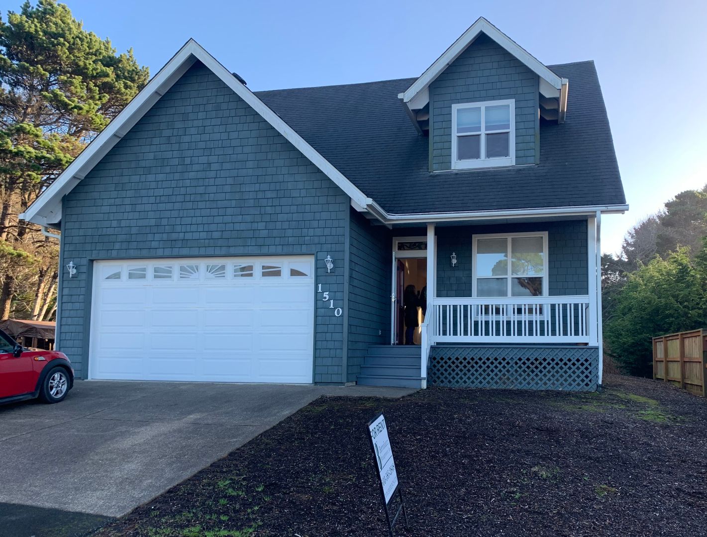 Lincoln City House: 1510 NW 25th St