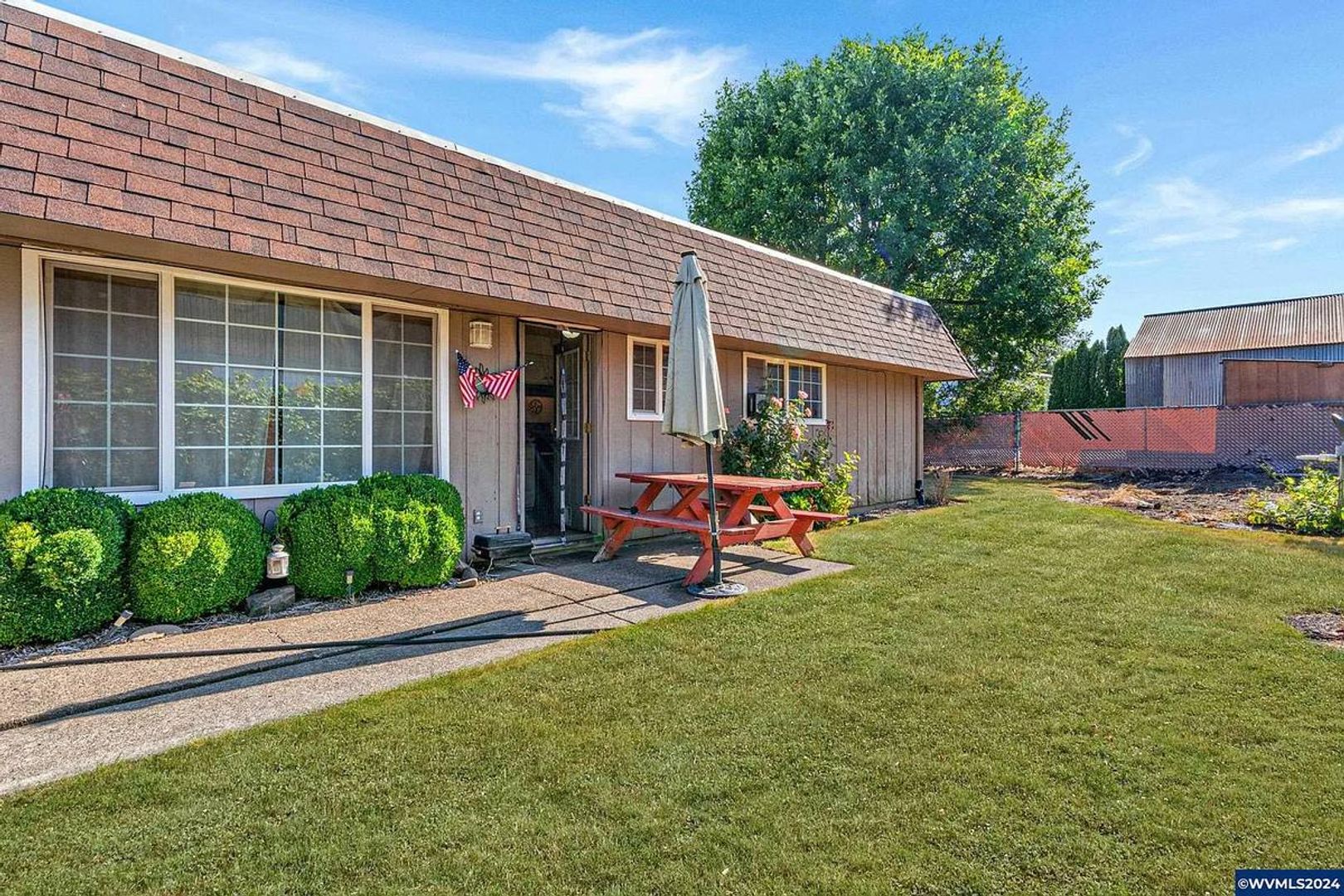 Salem Condo: 3454 Chief's Ct. NE