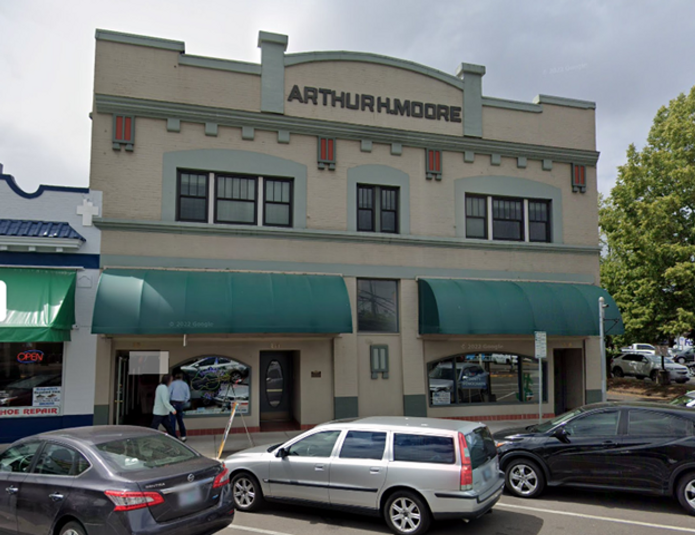 Salem Apartment: 241 High St NE