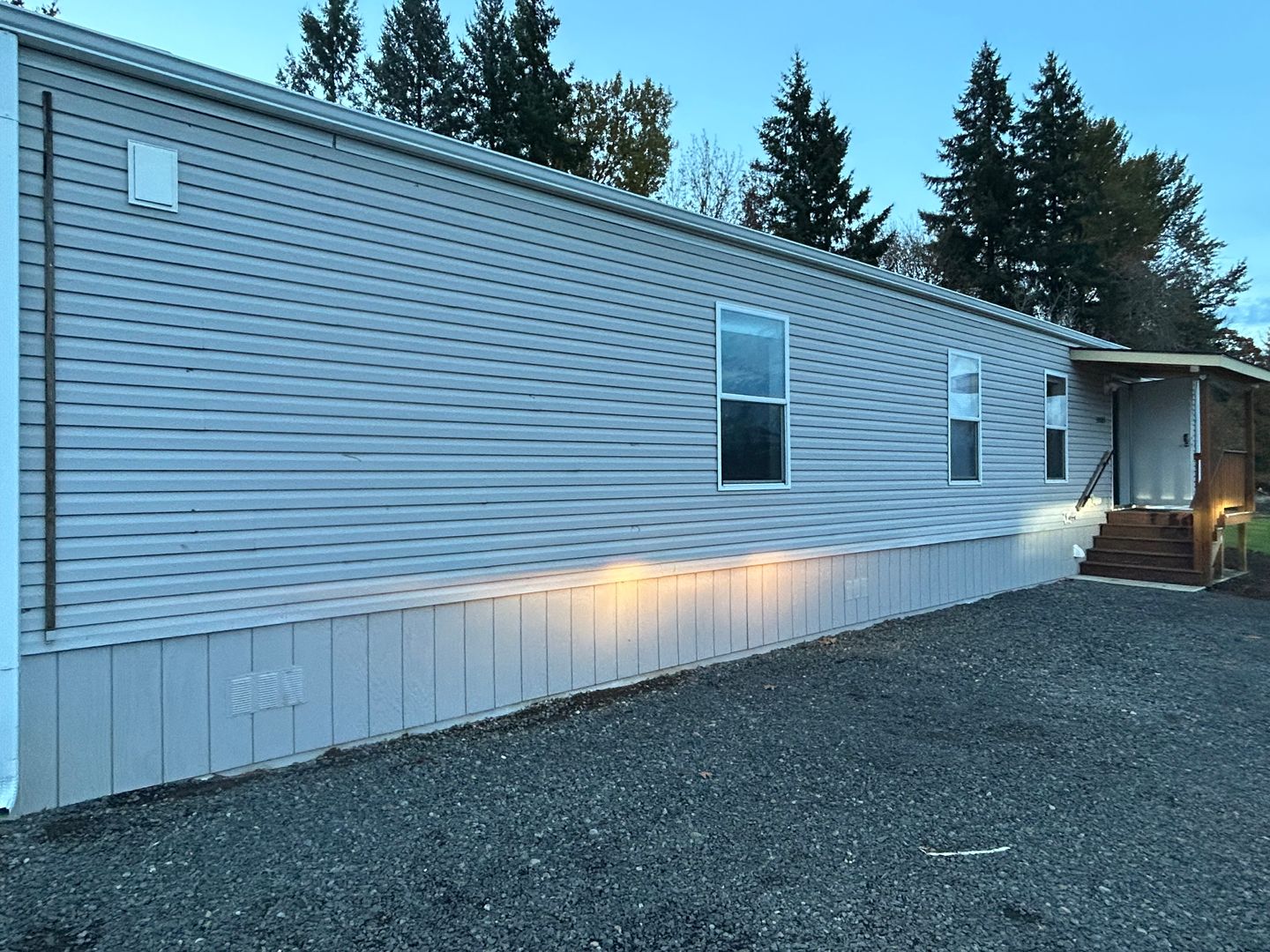 Hubbard Apartment: 30065 S. Meridian Rd