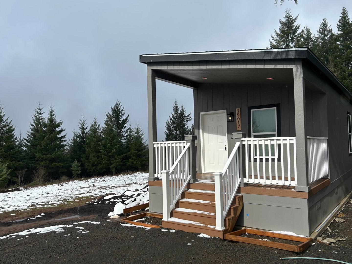 Silverton Apartment: 19017 Powers Creek Loop Rd