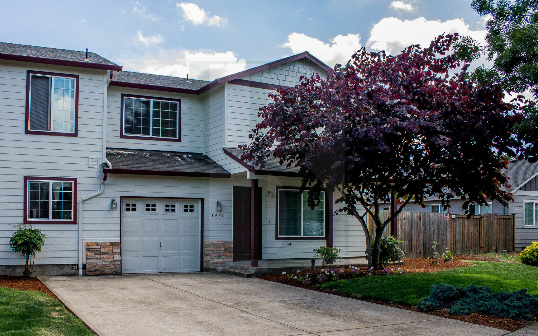 Salem House: 4480 Benham Ave SE