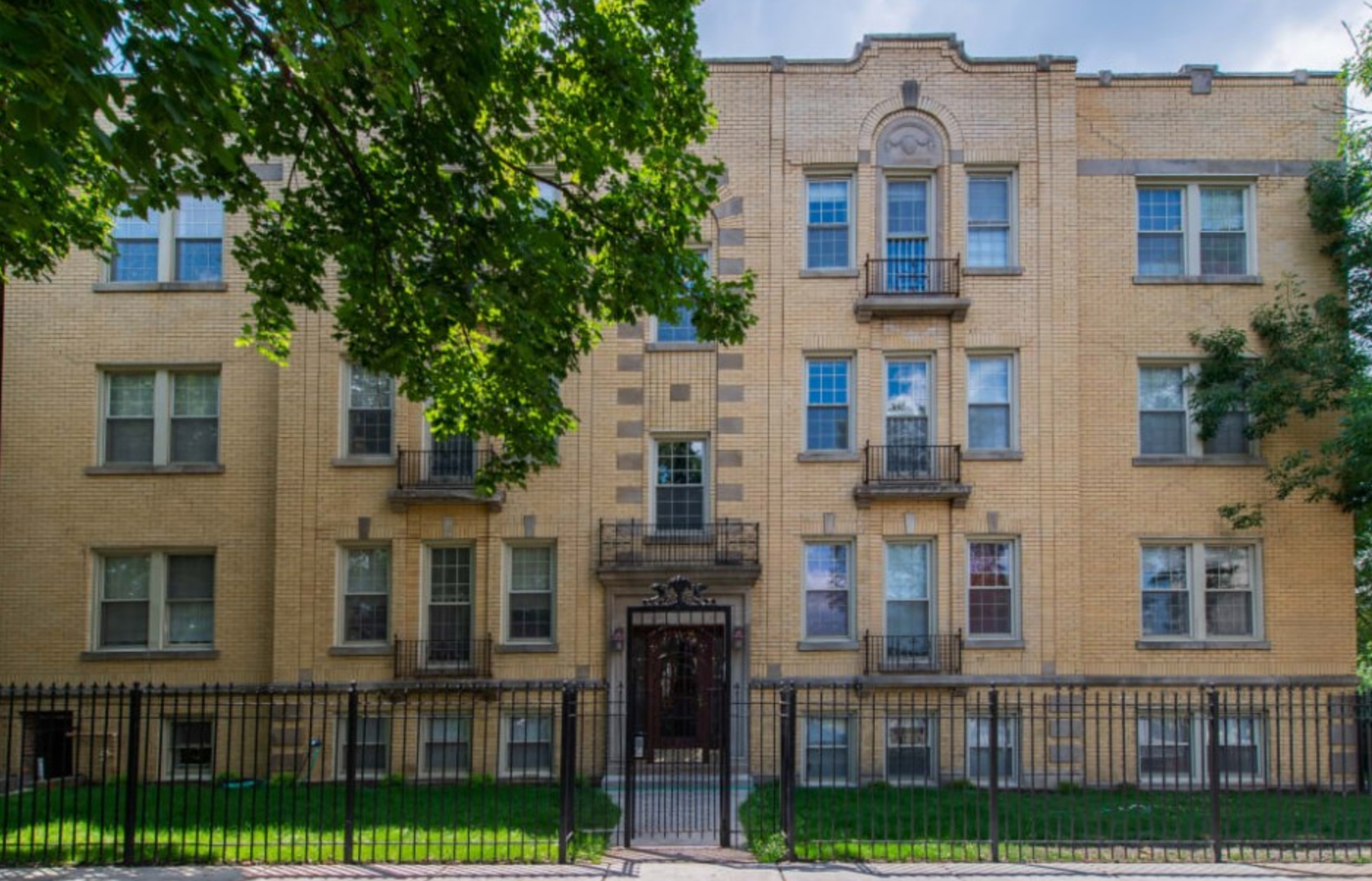 Chicago Apartment: 4954-56 N. Christiana Ave