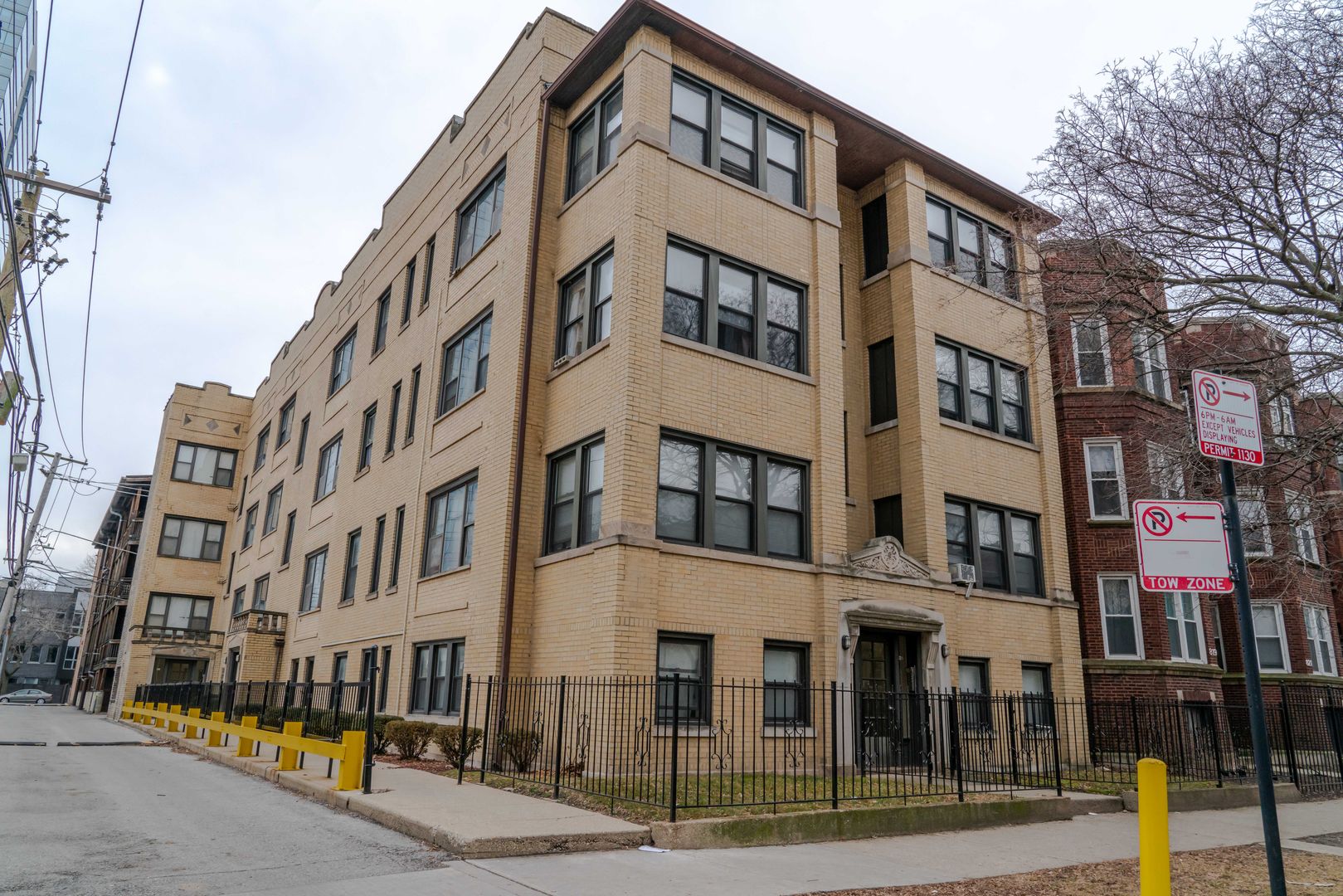 Chicago Apartment: 805-815 W Sunnyside Ave