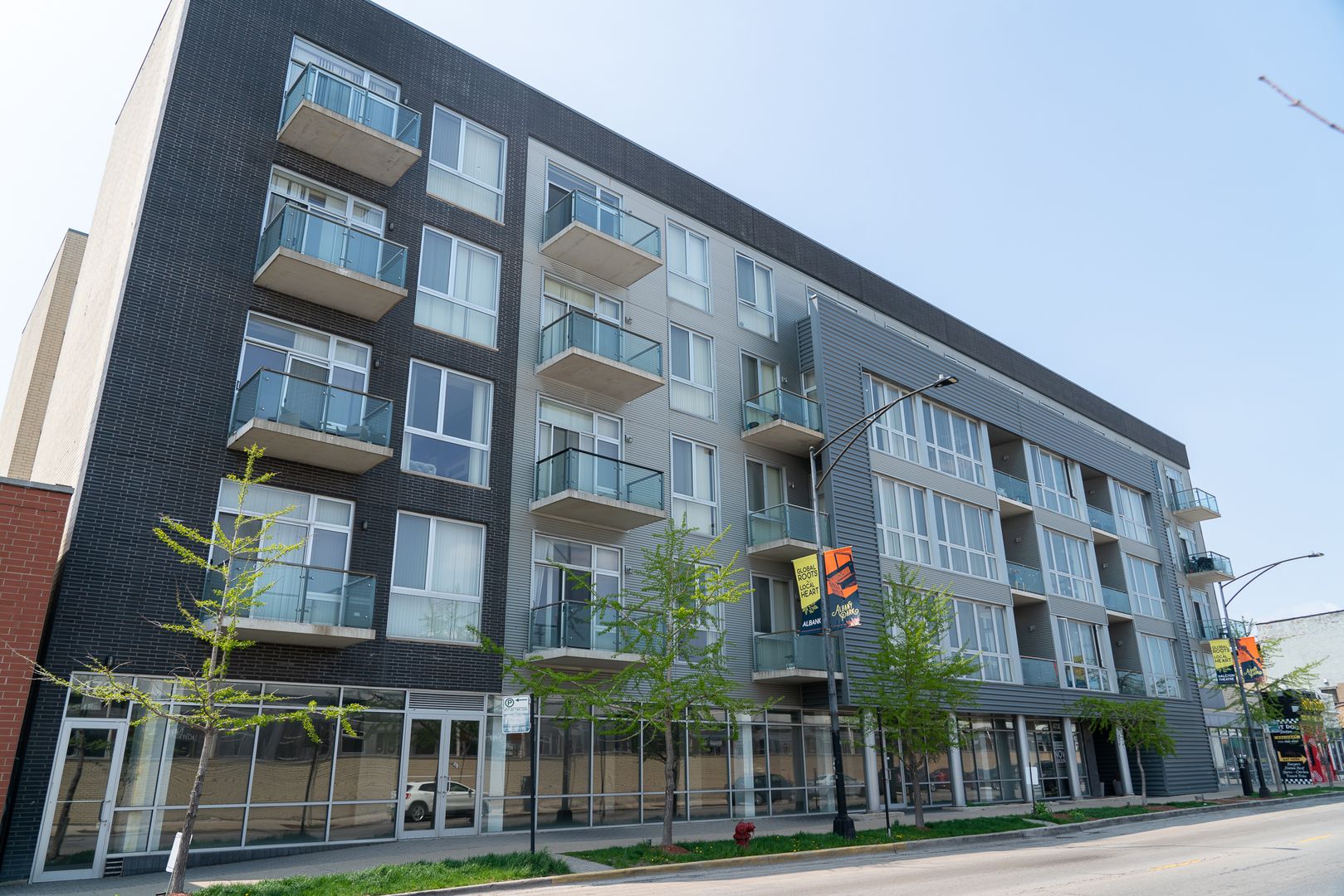 Chicago Apartment: 4730 North Kimball Ave