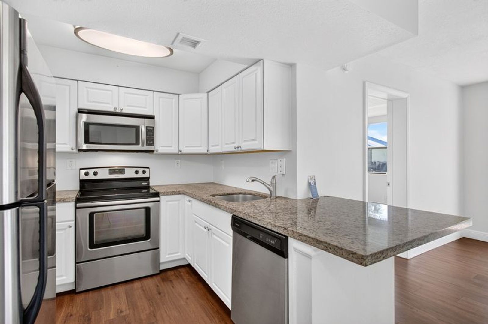 West Palm Beach Condo: 706 Executive Center Dr., #23