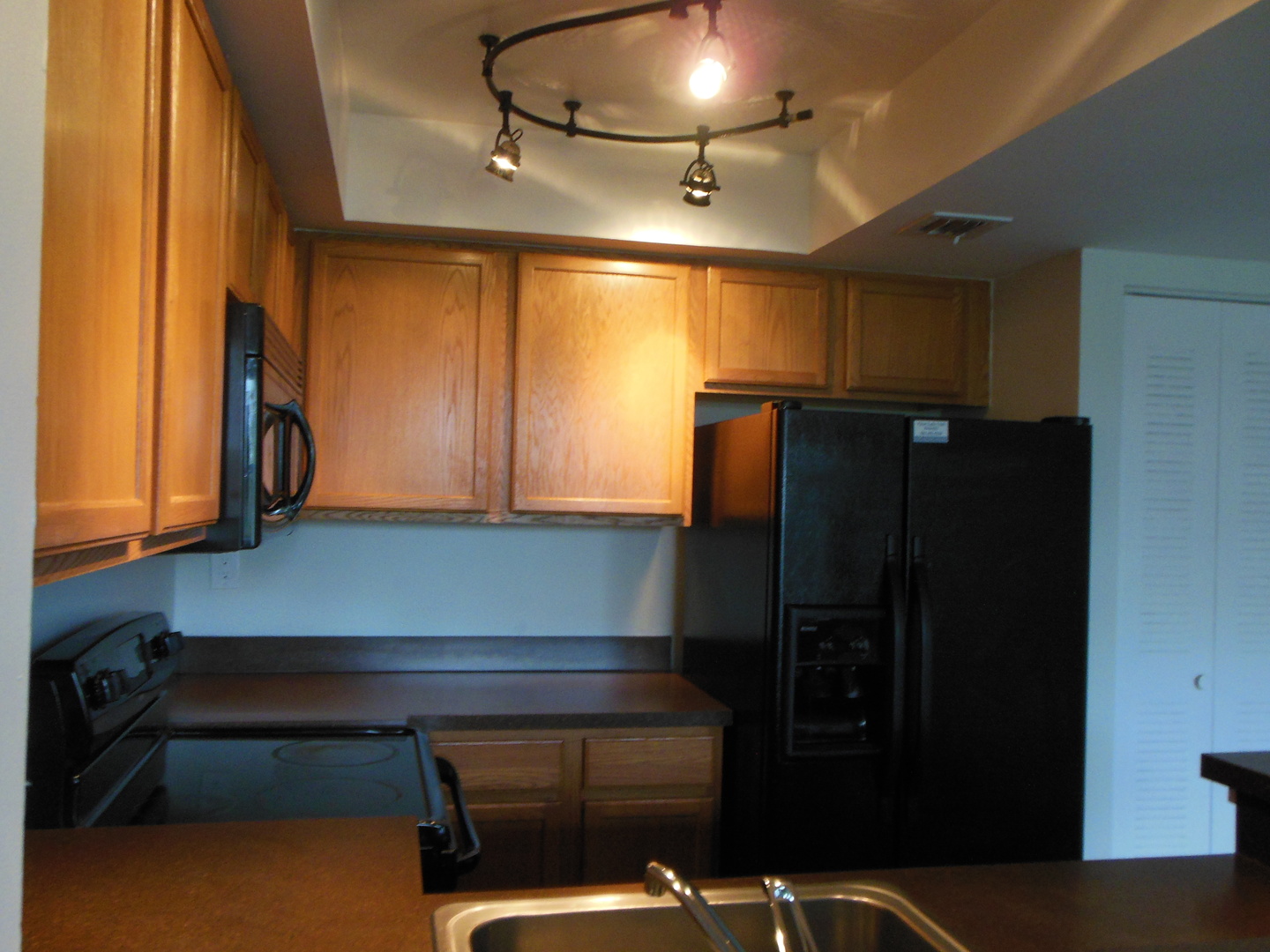 West Palm Beach Condo: 700 Executive Center Dr., #25