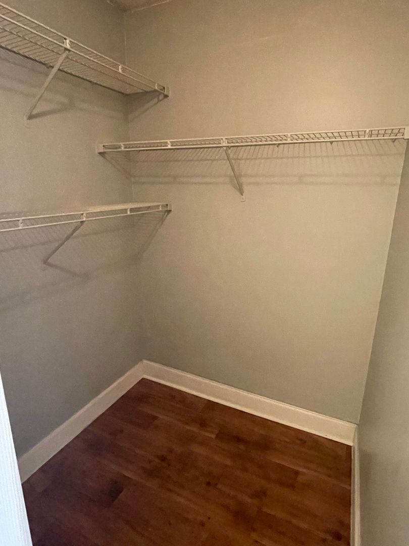 West Palm Beach Condo: 718 Executive Center Dr., #211
