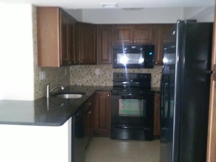 West Palm Beach Condo: 706 Executive Center Dr., #24