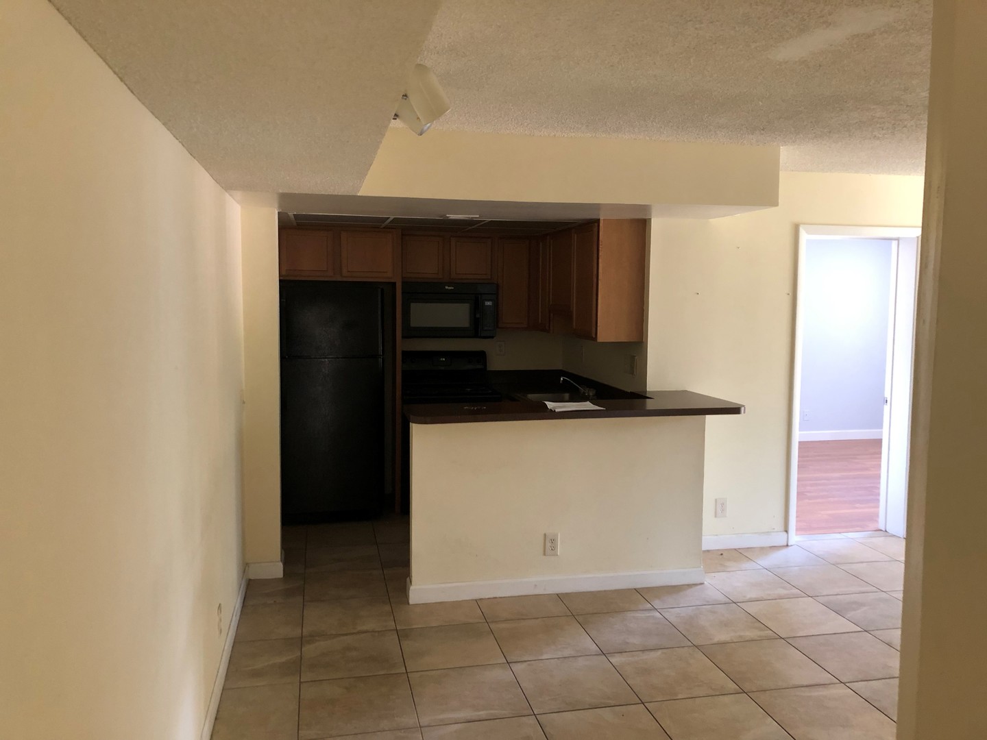 West Palm Beach Condo: 744 Executive Center Dr., #23