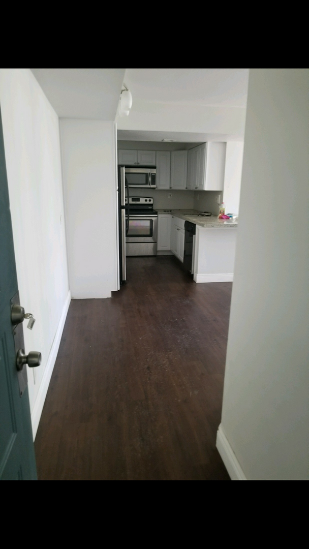 West Palm Beach Condo: 706 Executive Center Dr., #23