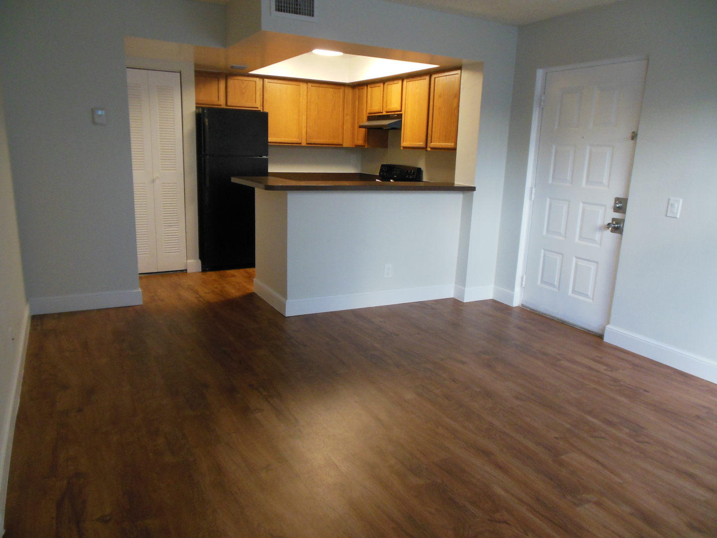 West Palm Beach Condo: 714 Executive Center Dr., #110