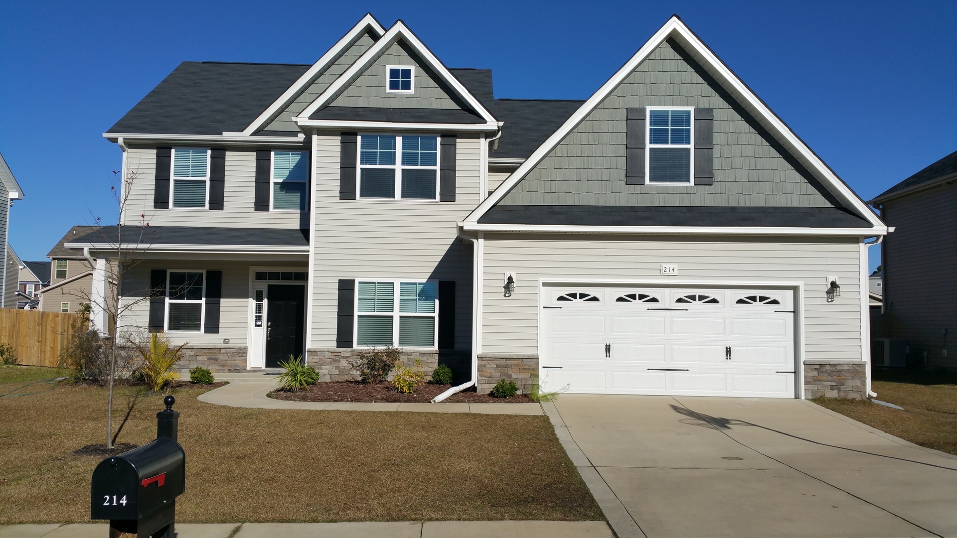 Raeford House: 214 Windswept Ln