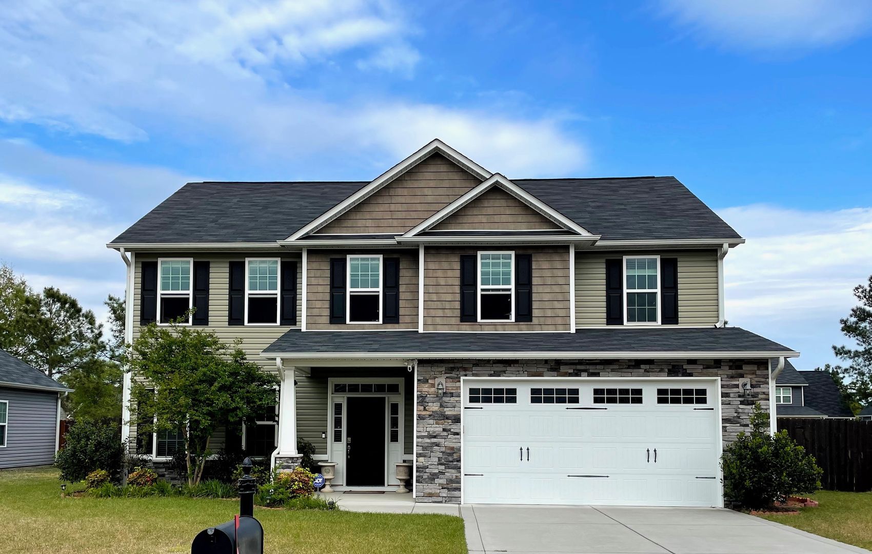 Fayetteville House: 4017 Quarry Hollow Drive