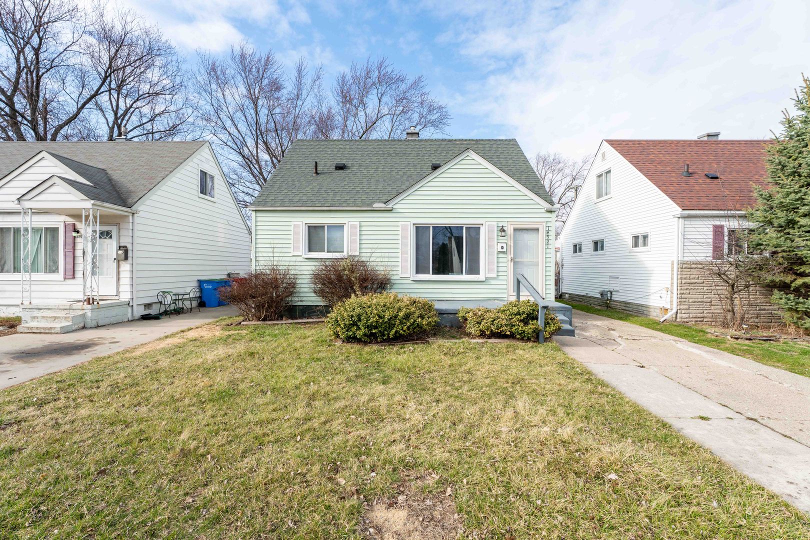 Warren House: 14921 Myola